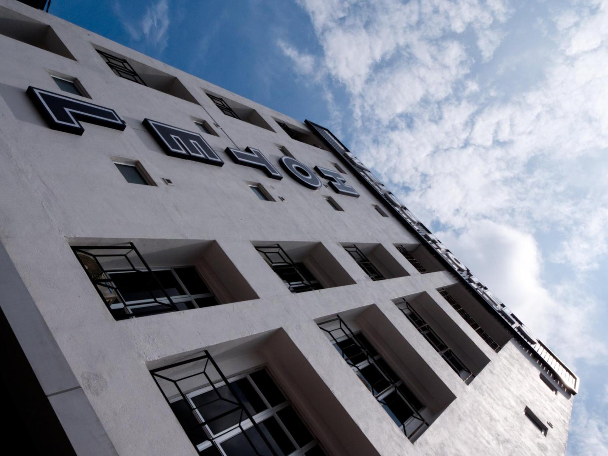 Weiss Hotels Kepong Baru Kampong Jawa Tengah Buitenkant foto