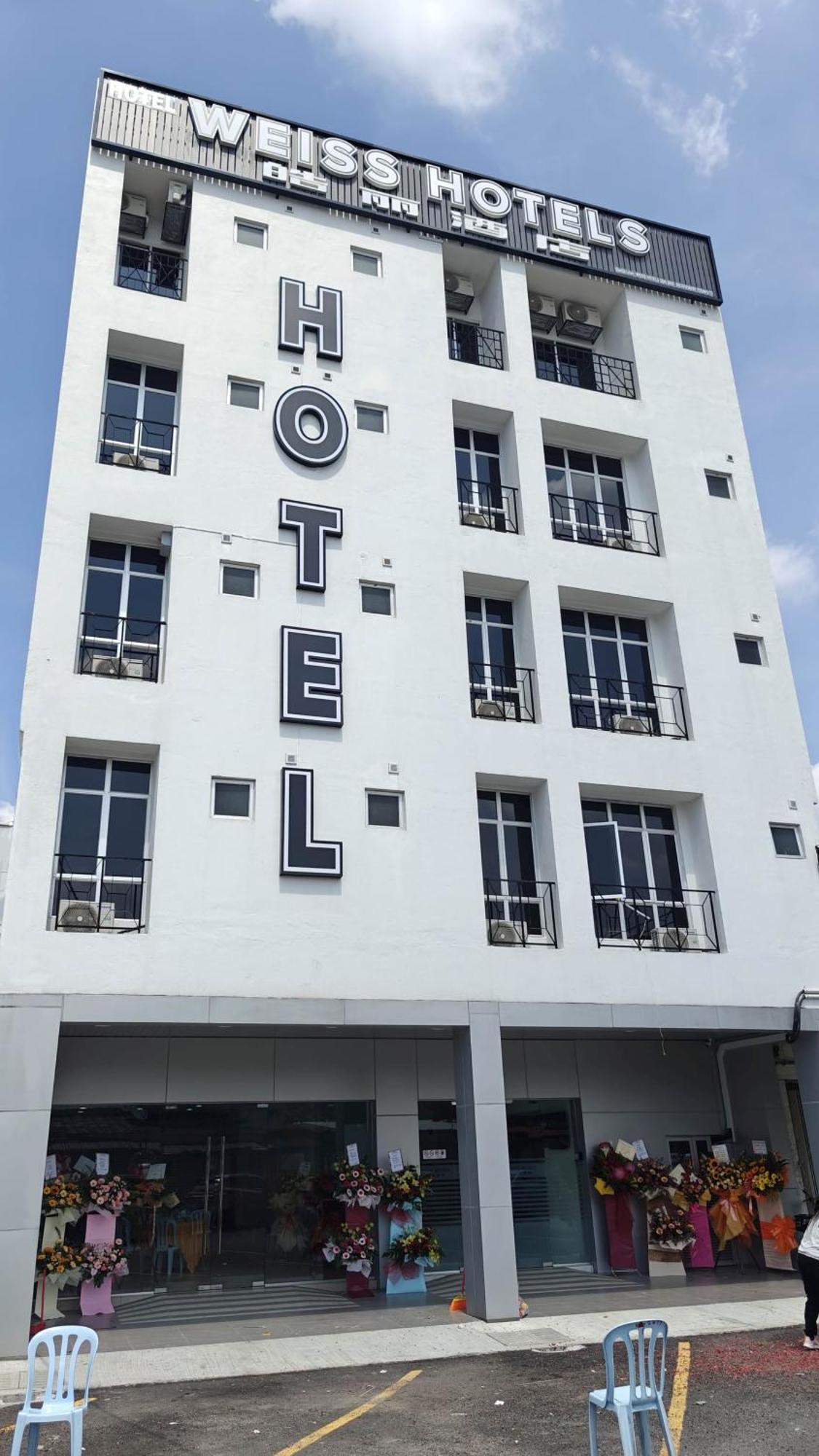 Weiss Hotels Kepong Baru Kampong Jawa Tengah Buitenkant foto
